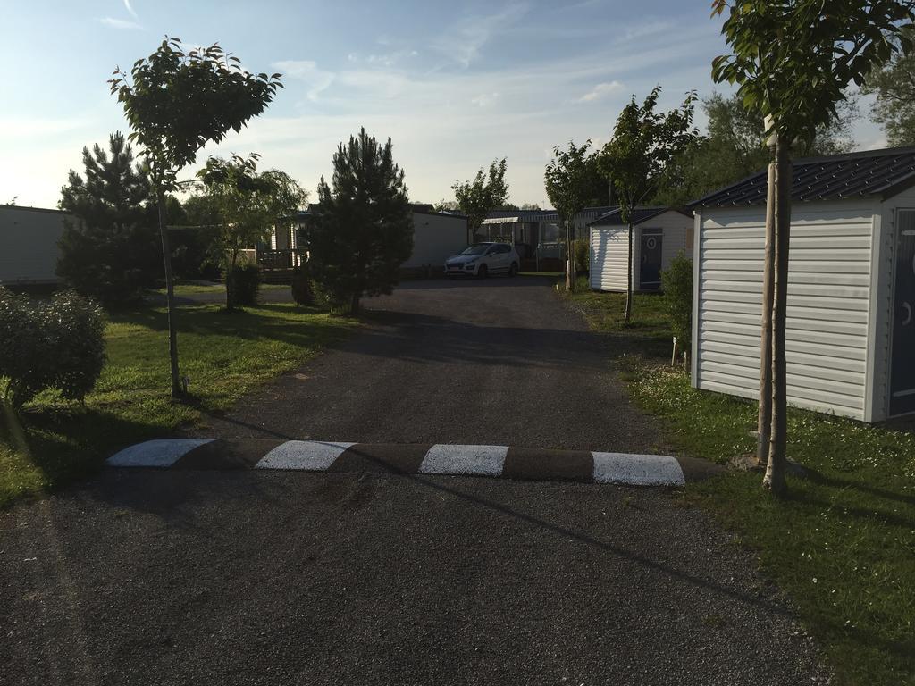 Camping Caravaning Les Cerisiers Berck Sur Mer Verton Dış mekan fotoğraf