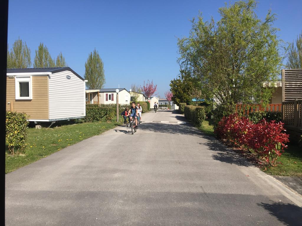 Camping Caravaning Les Cerisiers Berck Sur Mer Verton Dış mekan fotoğraf