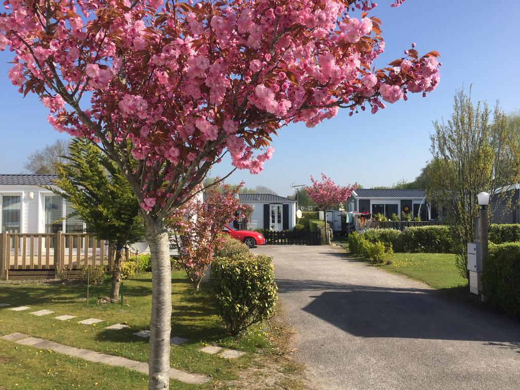 Camping Caravaning Les Cerisiers Berck Sur Mer Verton Dış mekan fotoğraf